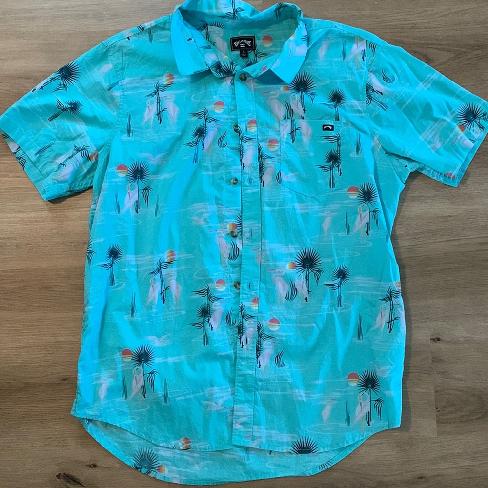 Men’s size Large Billabong shirt